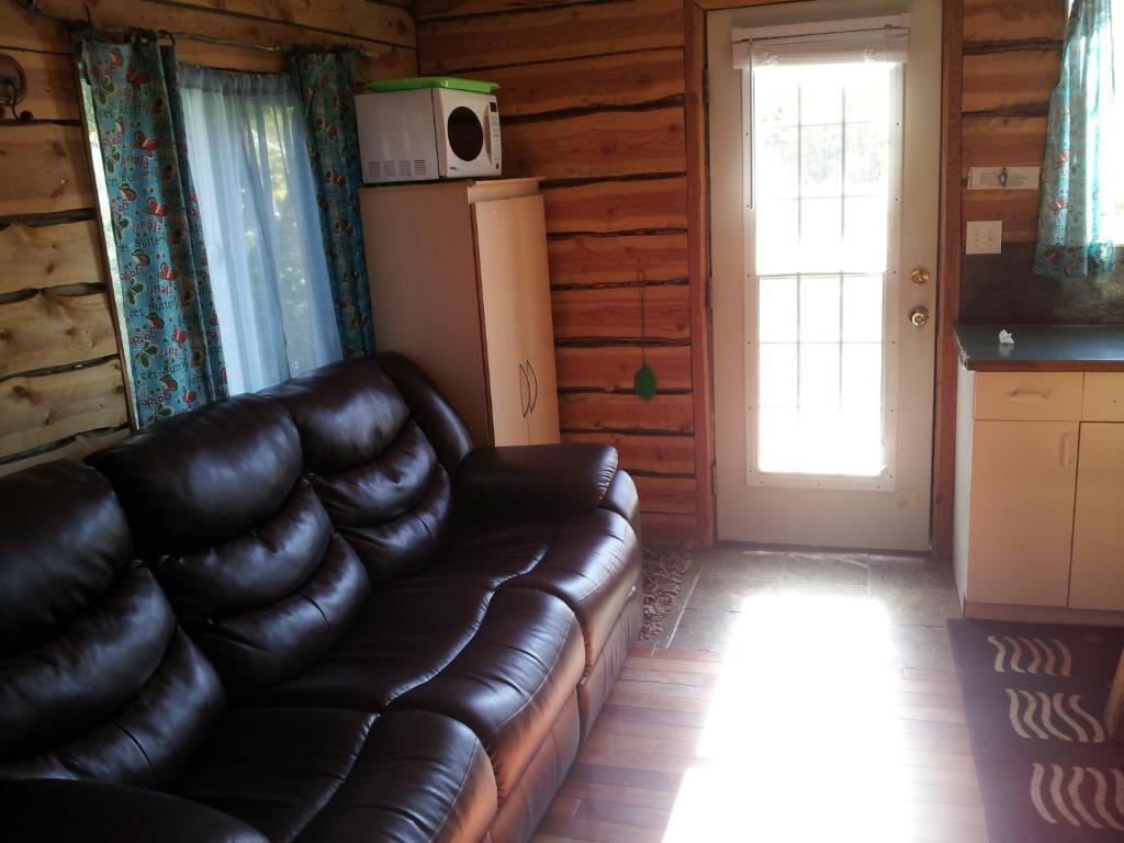 Steamboat Mountain Chalets Hotel Spillimacheen Quarto foto