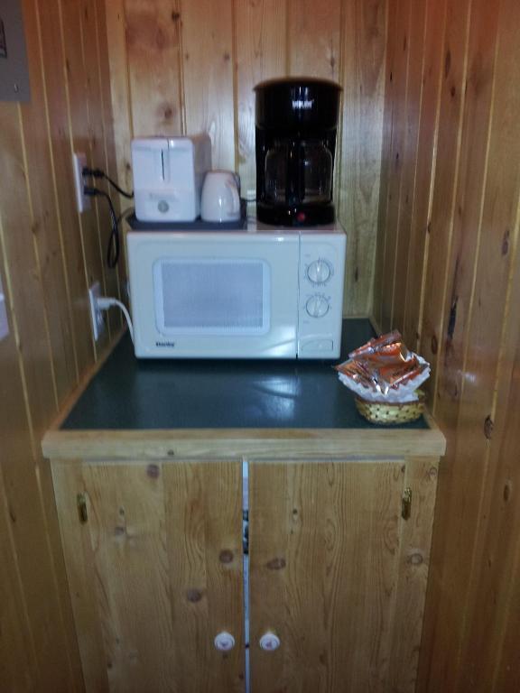 Steamboat Mountain Chalets Hotel Spillimacheen Quarto foto