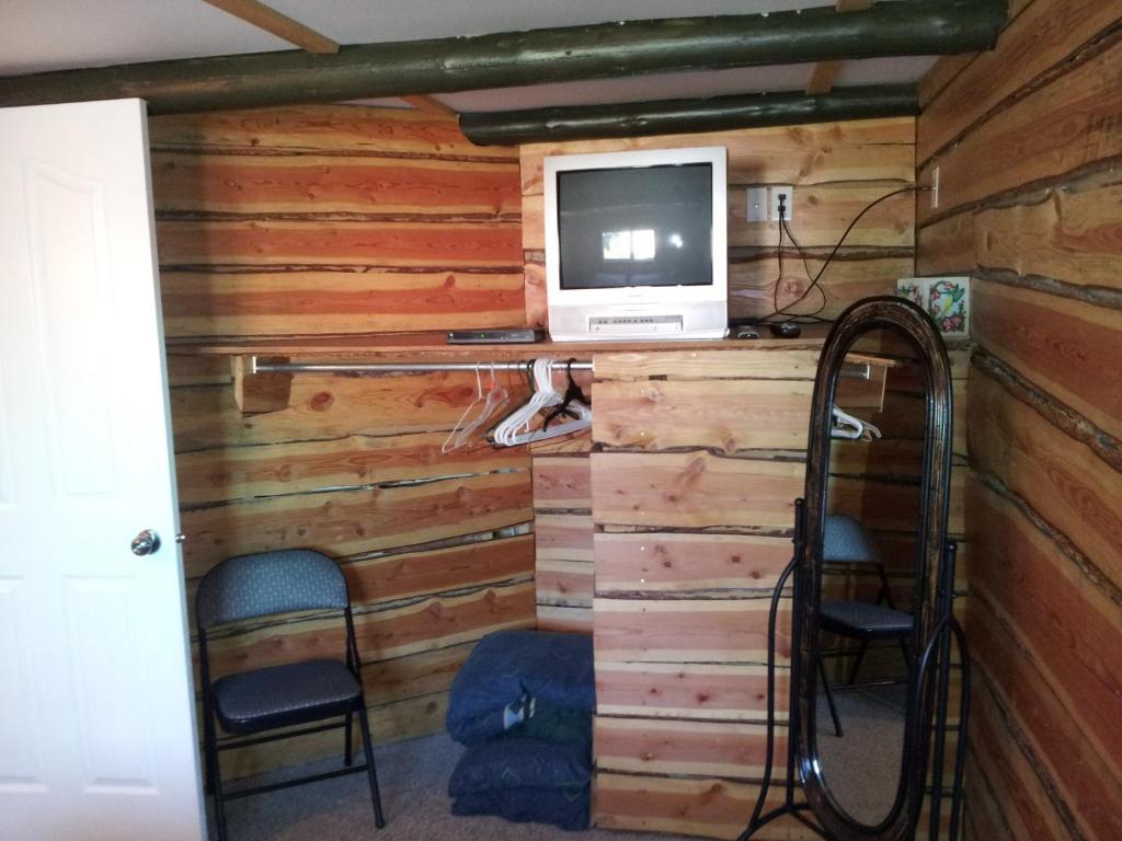 Steamboat Mountain Chalets Hotel Spillimacheen Quarto foto